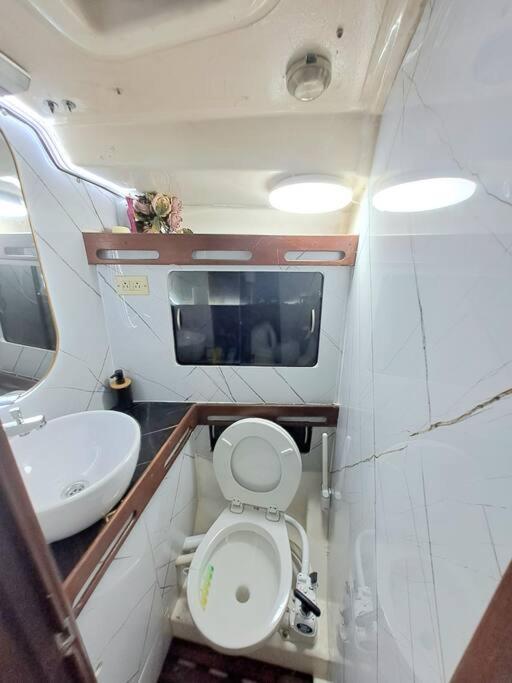 Nanoshka Yacht Botel Tel Aviv